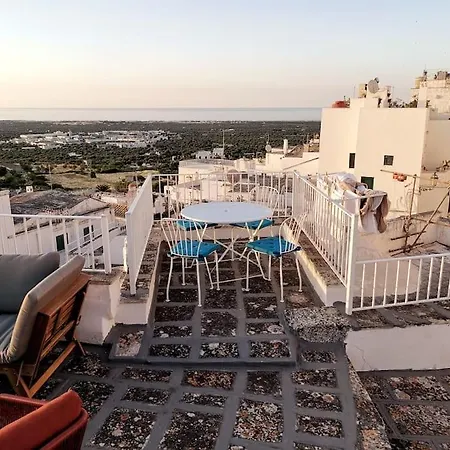 Apartment Casa Dei Levantini, Sea View, Wonderful Terrace In Old Town Ostuni
